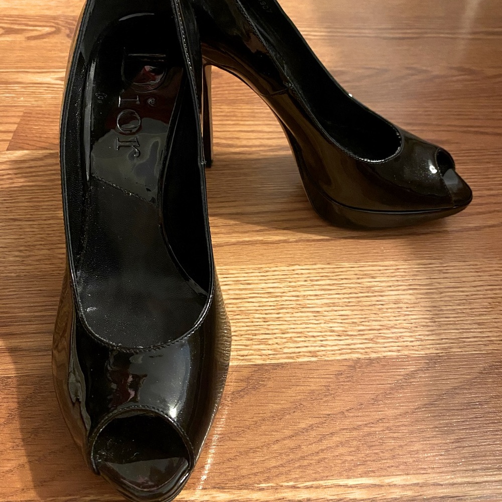 Barely worn Christian Dior patent leather heels.